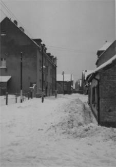 Wiedenhofgasse, Blick von der Pützlachstraße